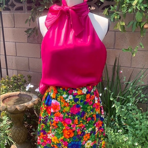 That 70’s vibe “Totally Vintage Maxi Skirt” - Picture 10 of 10